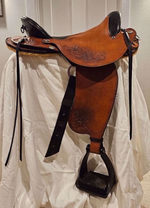 Picture of Advantage (Heels Up) Endurance Saddle