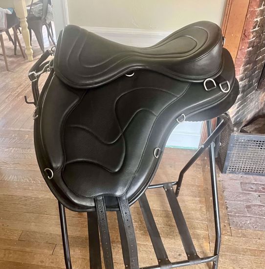 Picture of Classic Trail Freeform Saddle